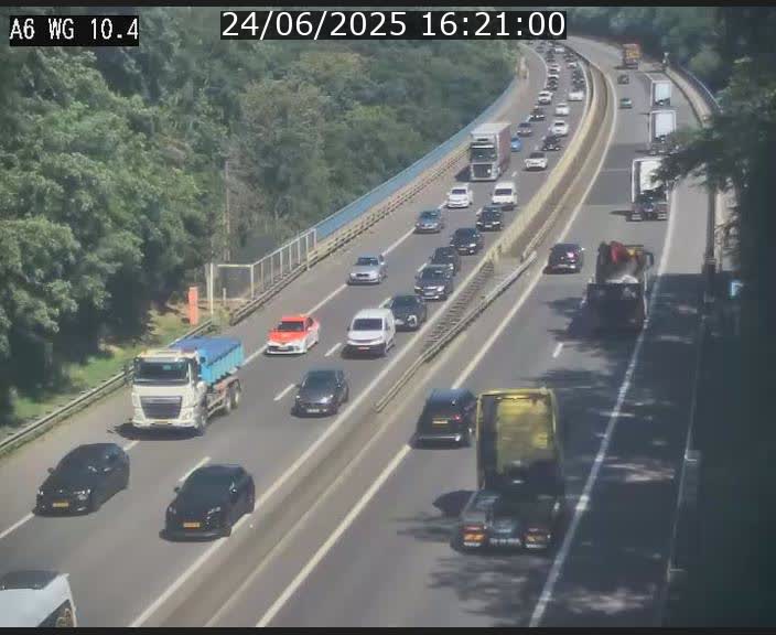 Traffic live webcam Luxembourg Mamer - A6 - BK 10.4 - direction Luxembourg/France/Allemagne