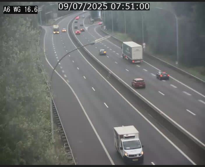 Traffic live webcam Luxembourg Aire de Capellen - A6 - BK 16.6 - direction Luxembourg/France/Allemagne