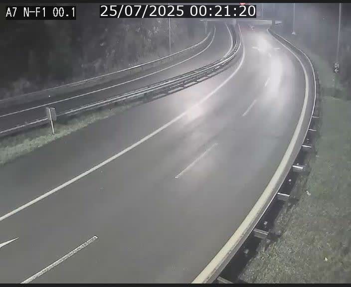 Webcam autoroute Luxembourg A7 située dans la sortie 1 Waldhof, vers la N11, avant le Tunnel Stafelter