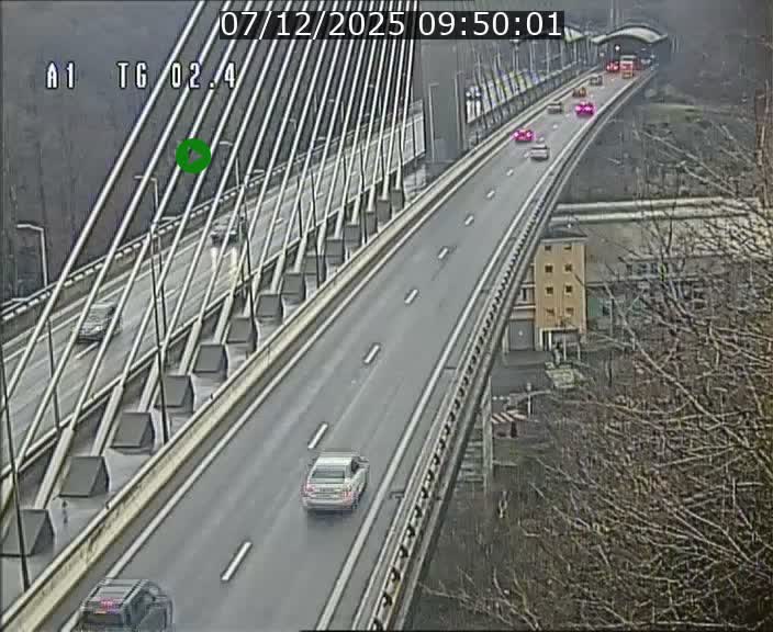 Traffic live webcam Luxembourg Sandweiler - A1 direction Luxembourg-ville - BK 2.4