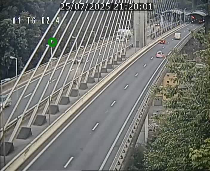 Traffic live webcam Luxembourg Sandweiler - A1 direction Luxembourg-ville - BK 2.4