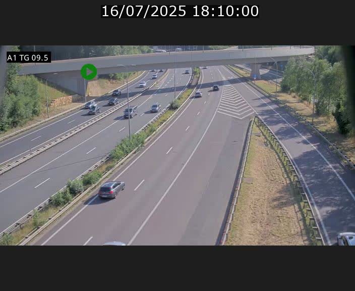 Traffic live webcam Luxembourg Jonction Grünewald - A1 direction Luxembourg-ville - BK 9.5
