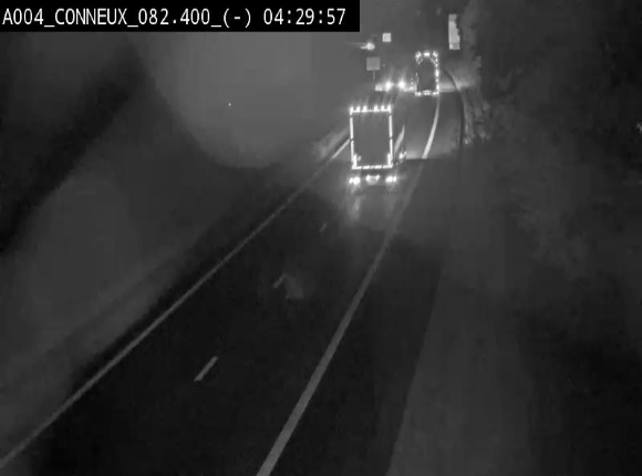 Webcam sur l'E411 avant les sorties 20 menant à Ciney, Dinant et Achêne. Vue orientée vers Namur