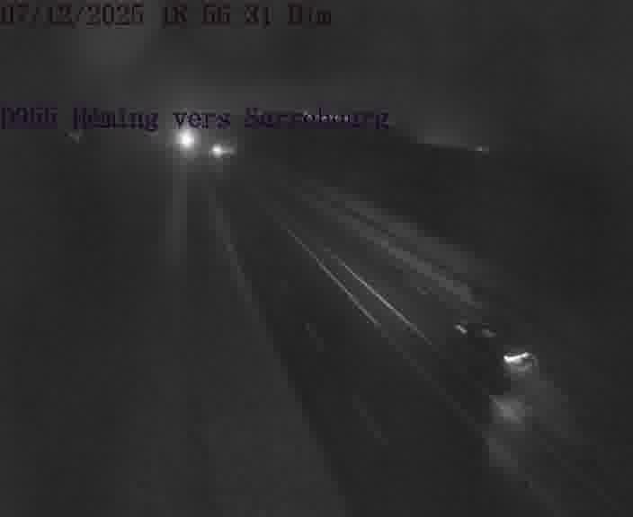 Caméra routière située sur D955 (France) à Heming, orientée vers Sarrebourg, surveillant en continu la circulation locale et régionale.