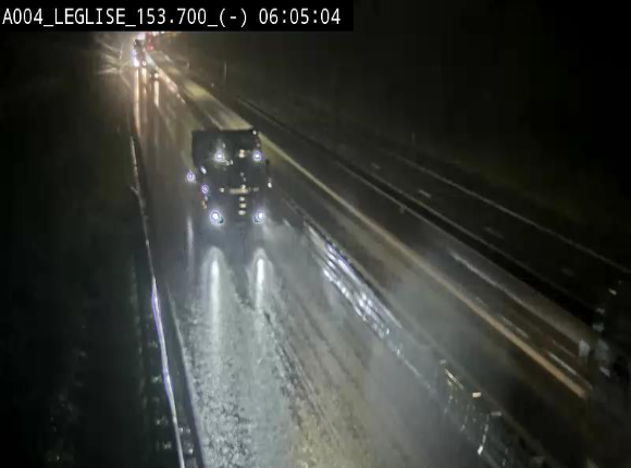 Webcam autoroute A4 (E411-E25) à Léglise, avant la jonction avec la N40. Vue orientée vers Bruxelles