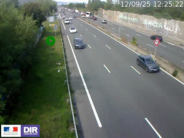 Webcam à Bron sur l'A43 à la jonction avec le boulevard périphérique de Lyon (D383). Vue orientée vers Lyon