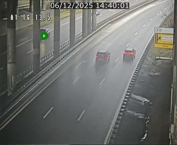 Traffic live webcam Luxembourg Senningen - A1 direction Luxembourg - BK 13.5