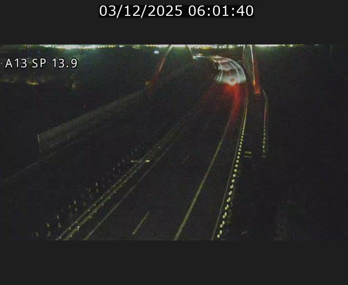 Traffic live webcam Luxembourg Kayl - A13 direction Esch-sur-Alzette/Luxembourg-ville - BK 13.9