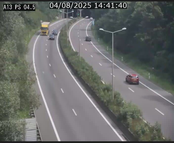 Traffic live webcam Luxembourg Differdange - A13 direction Esch-sur-Alzette - BK 4.5