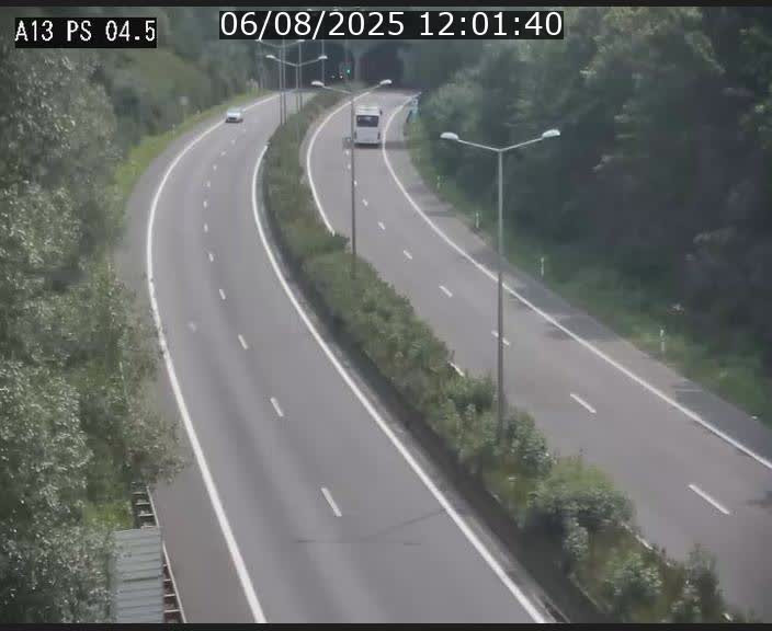 Traffic live webcam Luxembourg Differdange - A13 direction Esch-sur-Alzette - BK 4.5