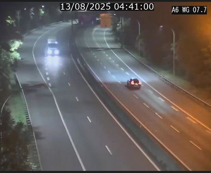 Traffic live webcam Luxembourg - Bridel - A6 - BK 7.7 - direction Belgique