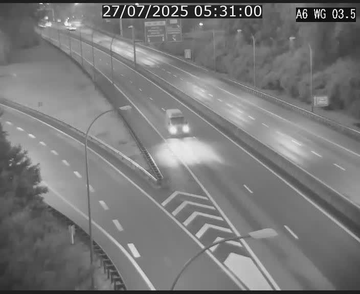Traffic live webcam Luxembourg - Croix de Cessange - A6 - BK 3.5 - direction France/Allemagne