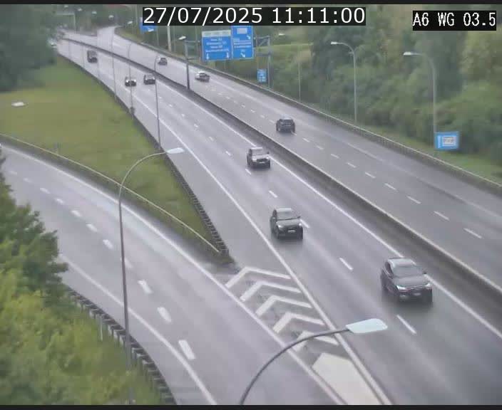 Traffic live webcam Luxembourg - Croix de Cessange - A6 - BK 3.5 - direction France/Allemagne