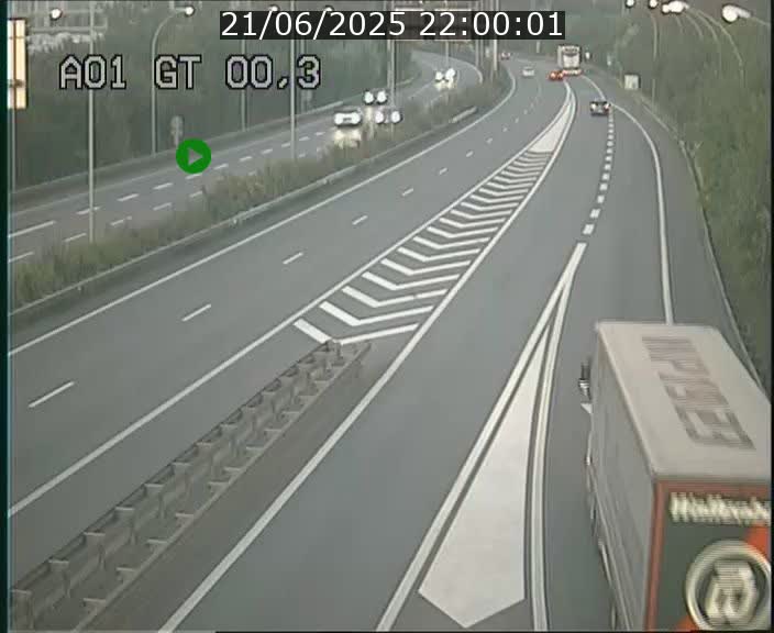 Traffic live webcam Luxembourg Croix de Gasperich - A1 direction Kirchberg - BK 0.3