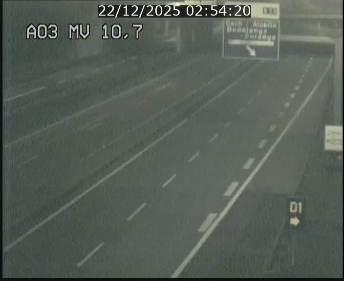 Traffic live webcam Luxembourg Croix de Bettembourg - A3 - BK 10.7 - direction France