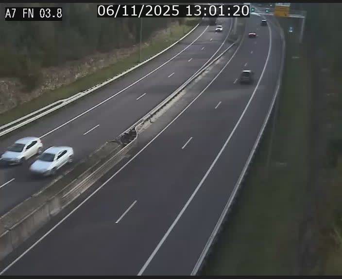 Caméra autoroute Luxembourg A7 - Passage à gibier Rëngelbour - direction Tunnel Stafelter