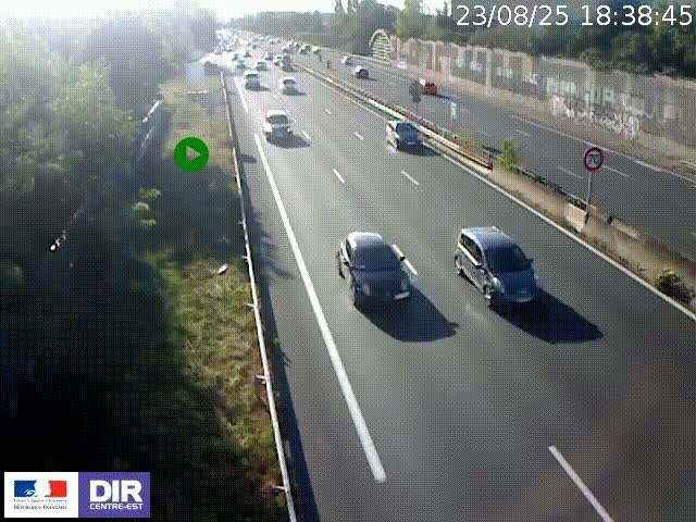 Webcam à Bron sur l'A43 à la jonction avec le boulevard périphérique de Lyon (D383). Vue orientée vers Lyon