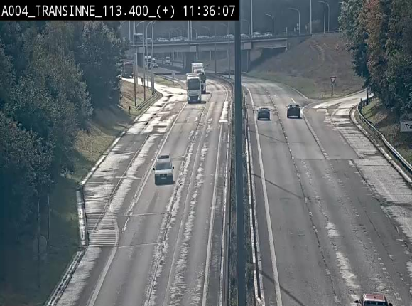Webcam dans les Ardennes sur l'E411 à hauteur de Transinne. Vue orientée vers le sud de la Belgique