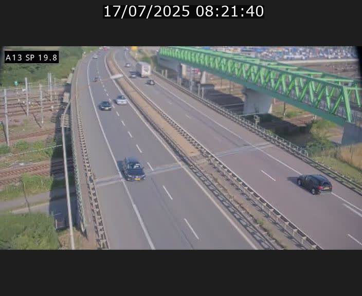 Traffic live webcam Luxembourg Croix de Bettembourg - A13 direction Esch-sur-Alzette - BK 19.8