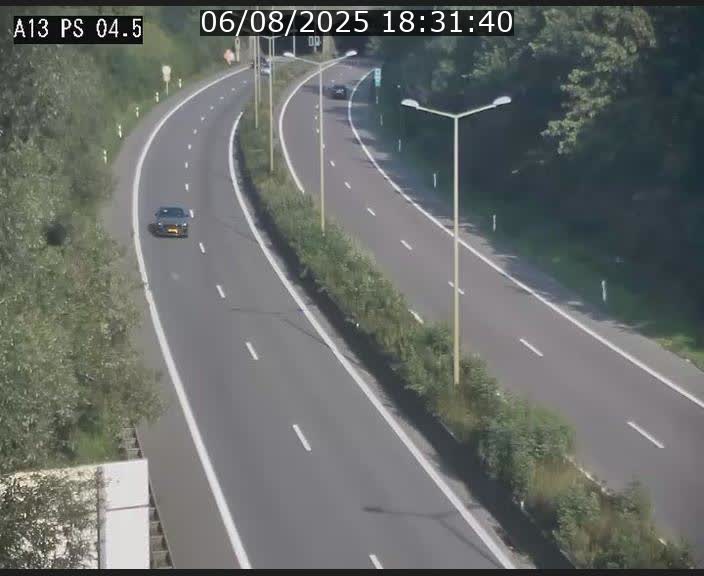 Traffic live webcam Luxembourg Differdange - A13 direction Esch-sur-Alzette - BK 4.5