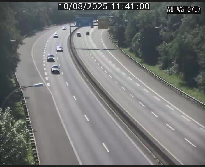 Traffic live webcam Luxembourg - Bridel - A6 - BK 7.7 - direction Belgique