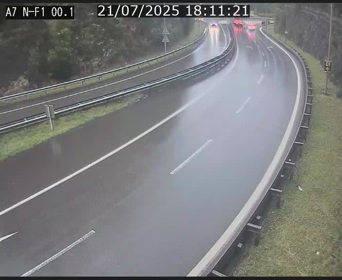 Webcam autoroute Luxembourg A7 située dans la sortie 1 Waldhof, vers la N11, avant le Tunnel Stafelter