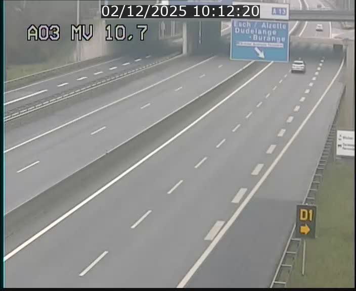 Traffic live webcam Luxembourg Croix de Bettembourg - A3 - BK 10.7 - direction France