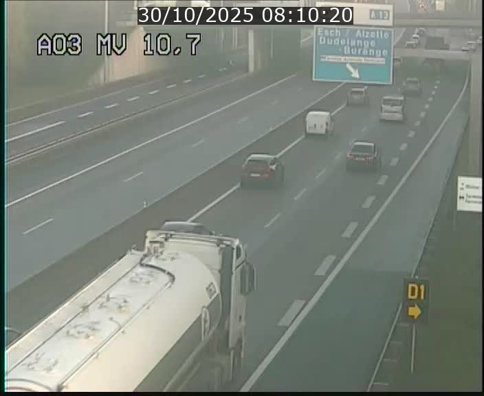 Traffic live webcam Luxembourg Croix de Bettembourg - A3 - BK 10.7 - direction France