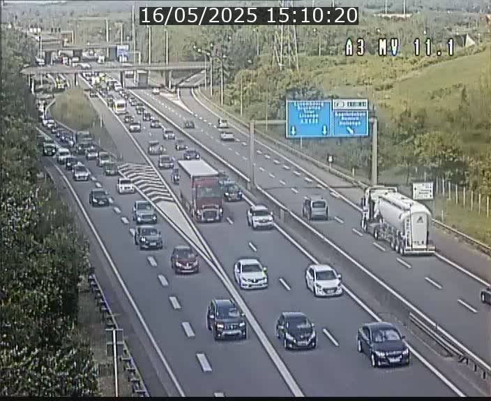 Traffic live webcam Luxembourg Croix de Bettembourg A3 - BK 11.1 - direction Luxembourg-ville