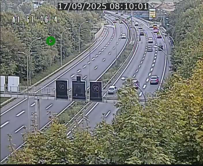 Traffic live webcam Luxembourg Hamm - A1 direction Sandweiler - BK 6.4