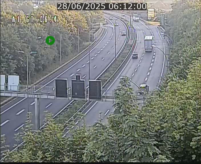 Traffic live webcam Luxembourg Hamm - A1 direction Sandweiler - BK 6.4