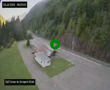 Webcam à l'entrée du tunnel du Somport, côté français, sur la N134, dans les Pyrénées, en direction de l'Espagne, à 1116 mètres d'altitude