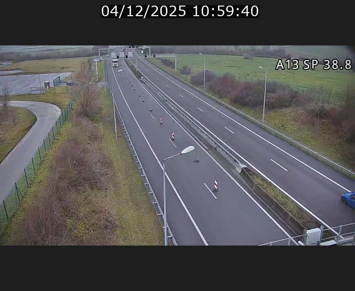 Webcam autoroute A13 à l'entrée ouest du tunnel Markusbierg à Schengen. Vue orientée vers le tunnel et l'Allemagne