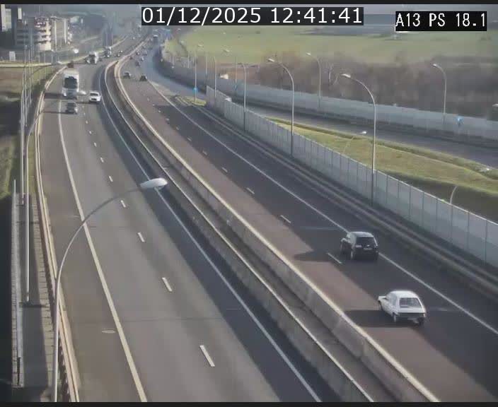 Traffic live webcam Luxembourg Dudelange - A13 direction Croix de Bettembourg - BK 18.1