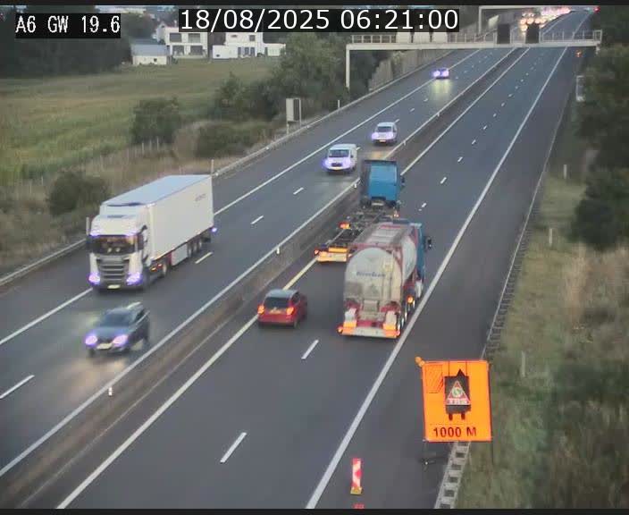 Traffic live webcam Luxembourg - Steinfort - A6 - BK 19.6 - direction Belgique