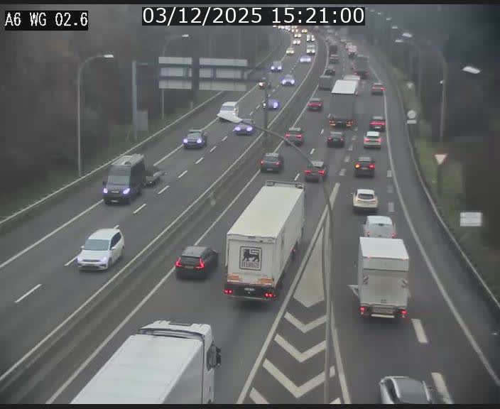 Traffic live webcam Luxembourg Croix de Cessange - A6 - BK 2.6 - direction France/Allemagne