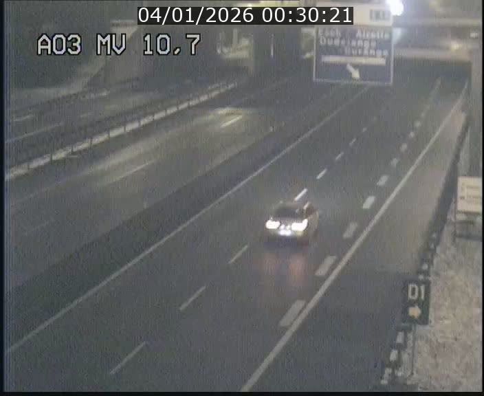 Traffic live webcam Luxembourg Croix de Bettembourg - A3 - BK 10.7 - direction France