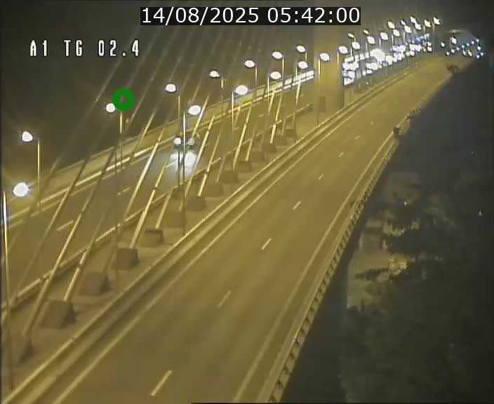 Traffic live webcam Luxembourg Sandweiler - A1 direction Luxembourg-ville - BK 2.4