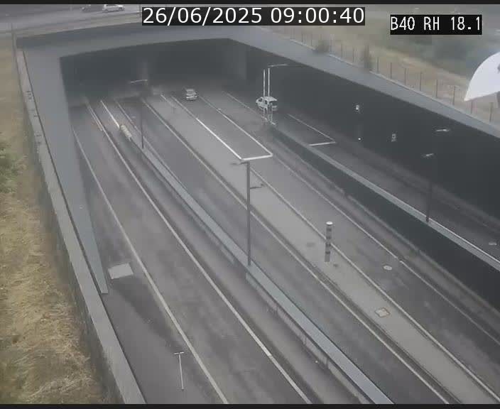 Webcam sur la route de contournement d'Esch-Belval avant le tunnel Central Gate au niveau de la porte de France et du radar fixe
