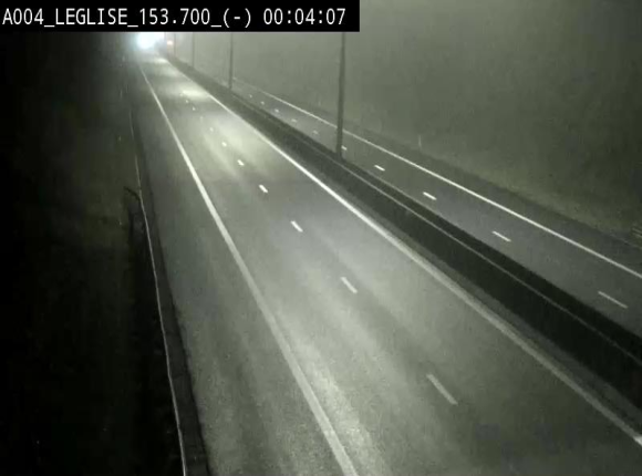 Webcam autoroute A4 (E411-E25) à Léglise, avant la jonction avec la N40. Vue orientée vers Bruxelles