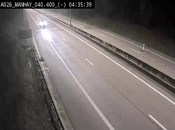 Webcam autoroute A26/E25 à hauteur de Manhay, après la jonction avec la N651 en direction de Liège - BK 40.4