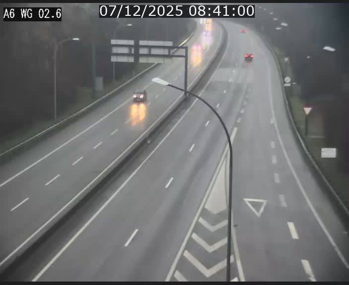 Traffic live webcam Luxembourg Croix de Cessange - A6 - BK 2.6 - direction France/Allemagne
