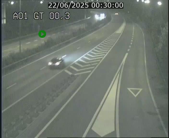 Traffic live webcam Luxembourg Croix de Gasperich - A1 direction Kirchberg - BK 0.3