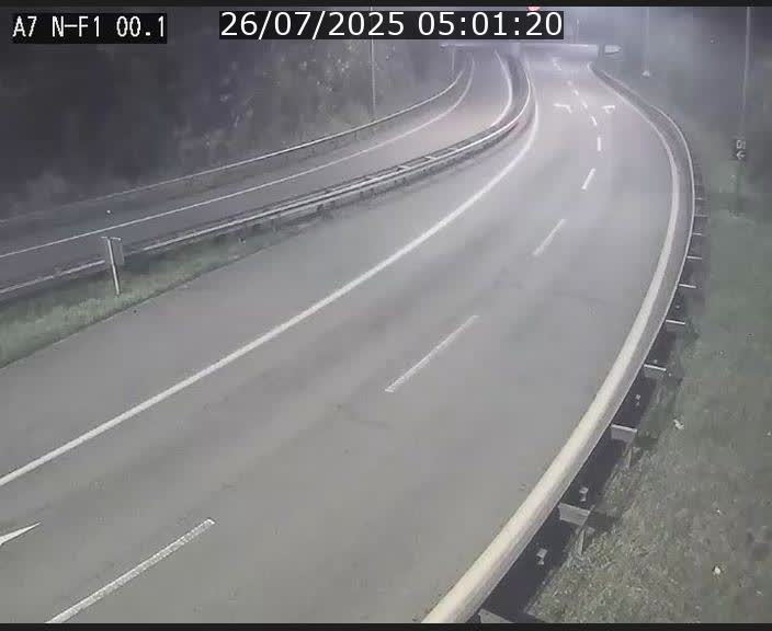 Webcam autoroute Luxembourg A7 située dans la sortie 1 Waldhof, vers la N11, avant le Tunnel Stafelter