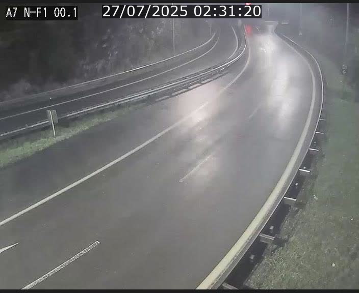 Webcam autoroute Luxembourg A7 située dans la sortie 1 Waldhof, vers la N11, avant le Tunnel Stafelter