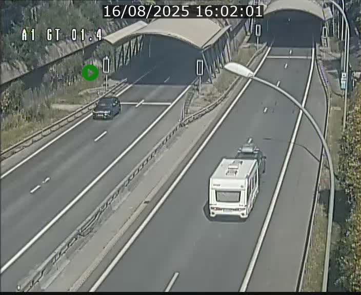 Traffic live webcam Luxembourg Hesperange - A1 direction Kirchberg - BK 1.4
