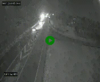 Vue en direct de l'autoroute A10 grâce à un drône situé au-dessus du péage de Virsac