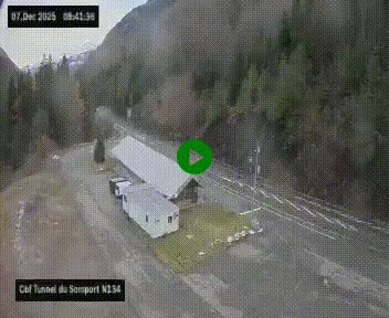 Webcam à l'entrée du tunnel du Somport, côté français, sur la N134, dans les Pyrénées, en direction de l'Espagne, à 1116 mètres d'altitude