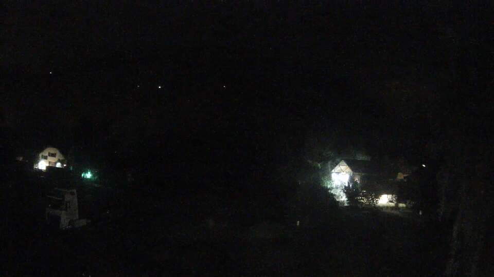 Webcam au niveau de la mairie du village du Bourg d'Oisans, aux pieds de l'Alpe d'Huez et aux portes du parc des Écrins