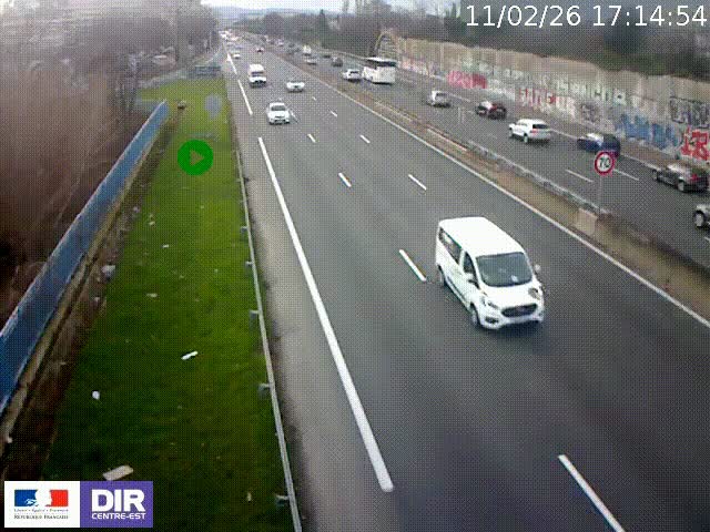 Webcam à Bron sur l'A43 à la jonction avec le boulevard périphérique de Lyon (D383). Vue orientée vers Lyon